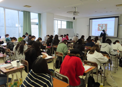 クリスマスの由来について学びます